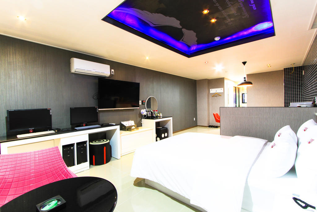 Hotel For U Busan Eksteriør billede