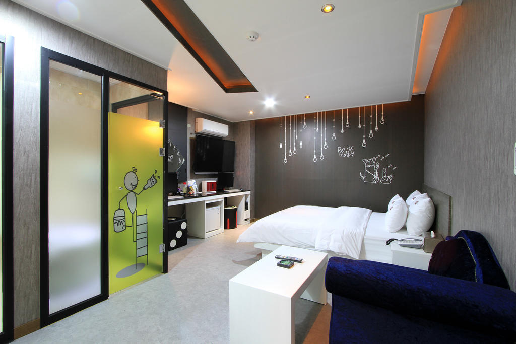 Hotel For U Busan Eksteriør billede