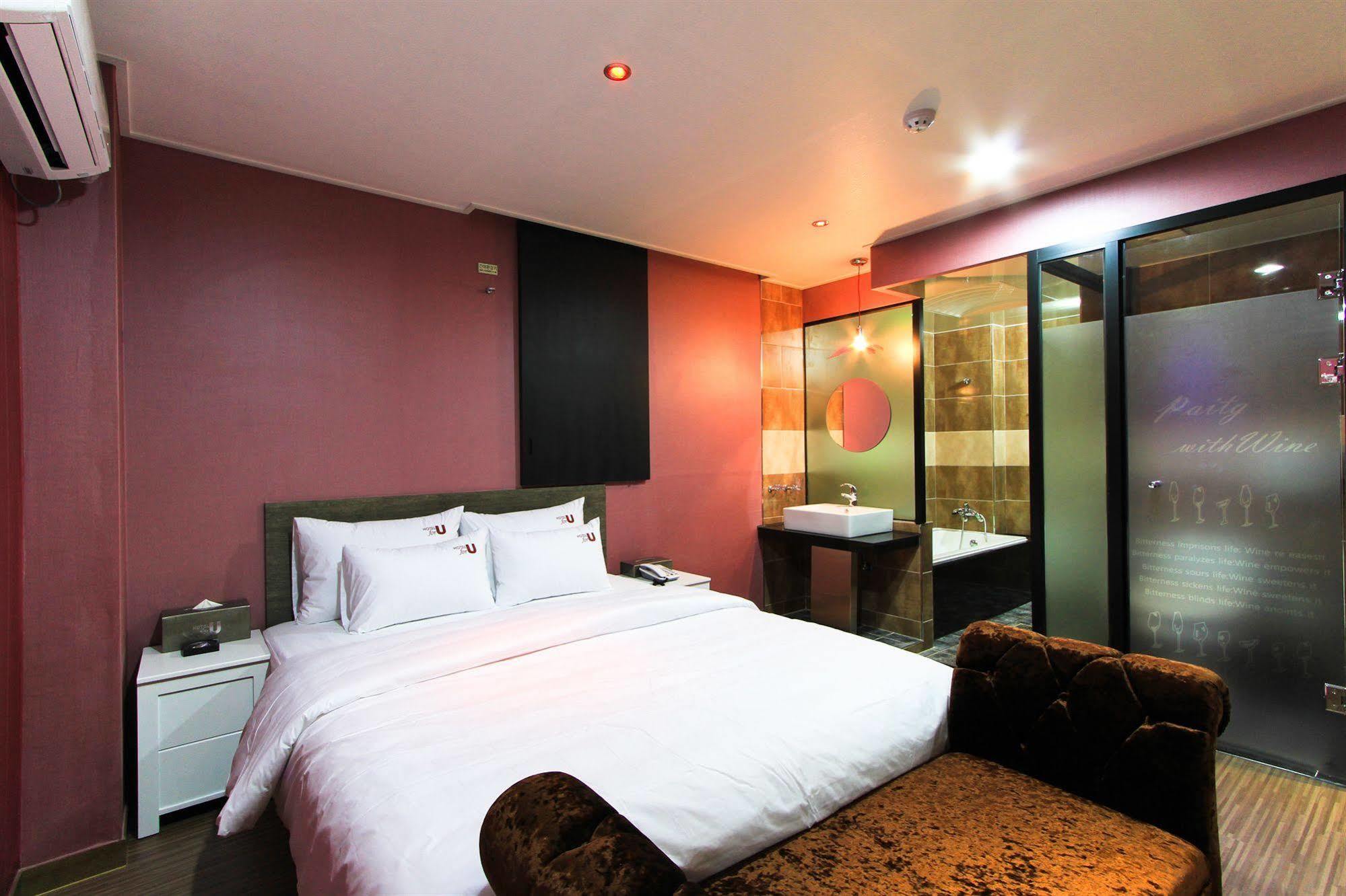 Hotel For U Busan Eksteriør billede